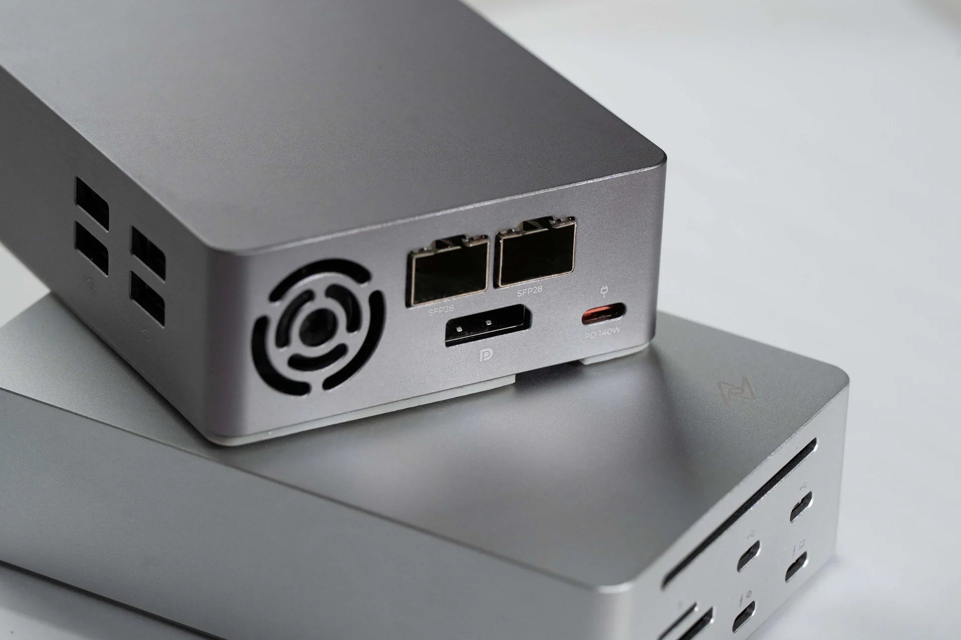 LightOne rear I/O with fan, dual SFP28 ports, DisplayPort, PD input, and USB ports