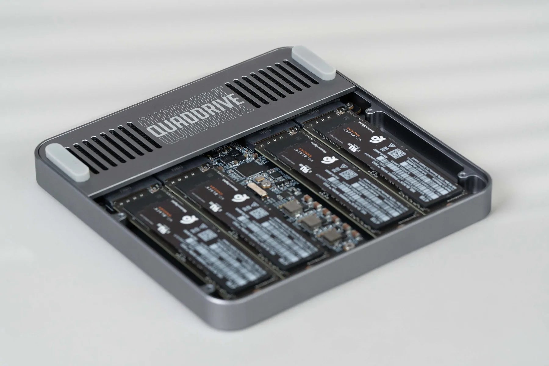 QuadDrive internal four NVMe layout for JBOD and software RAID workflows